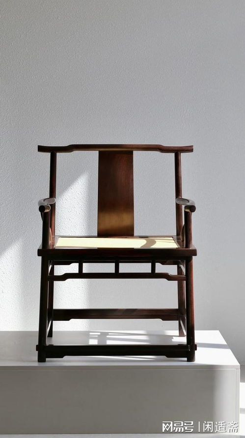明清古典家具精品探析 大红酸枝四出头藤面大禅椅